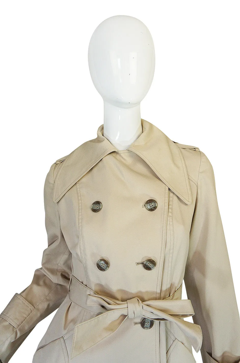 1970s Halston Khaki Trench Coat with Oversized Collar