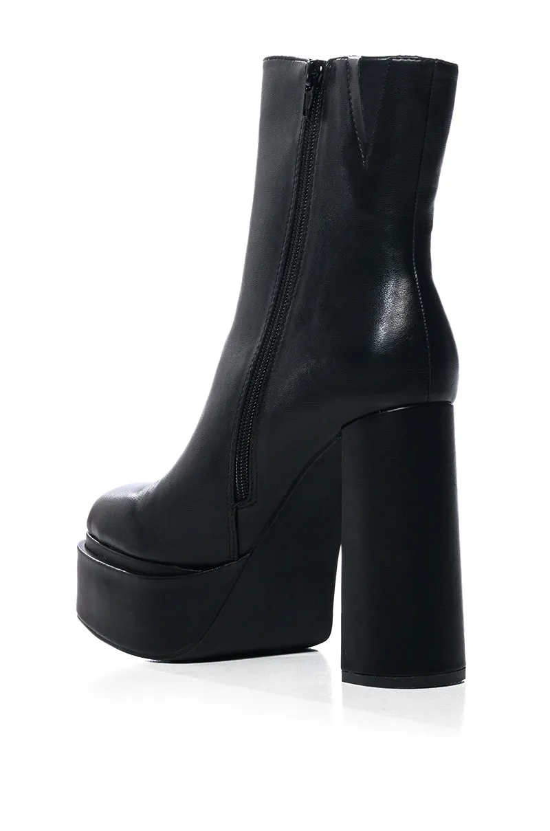 AZALEA WANG CLEMMIE BLACK BOOTIE