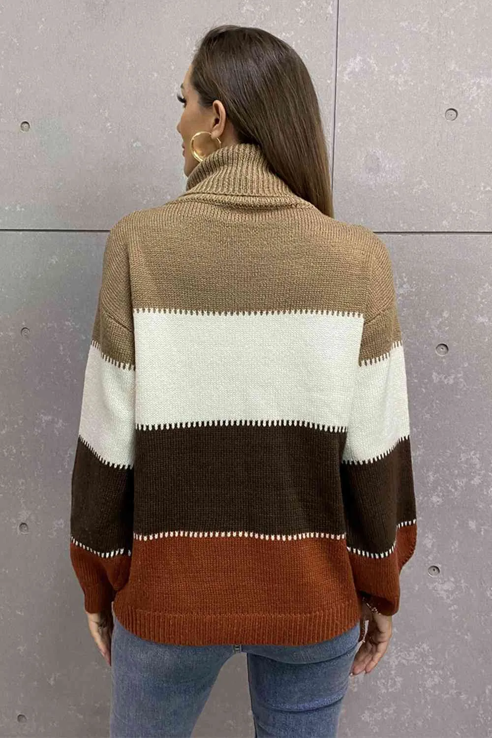 Color Block Lantern Sleeve Turtleneck Sweater