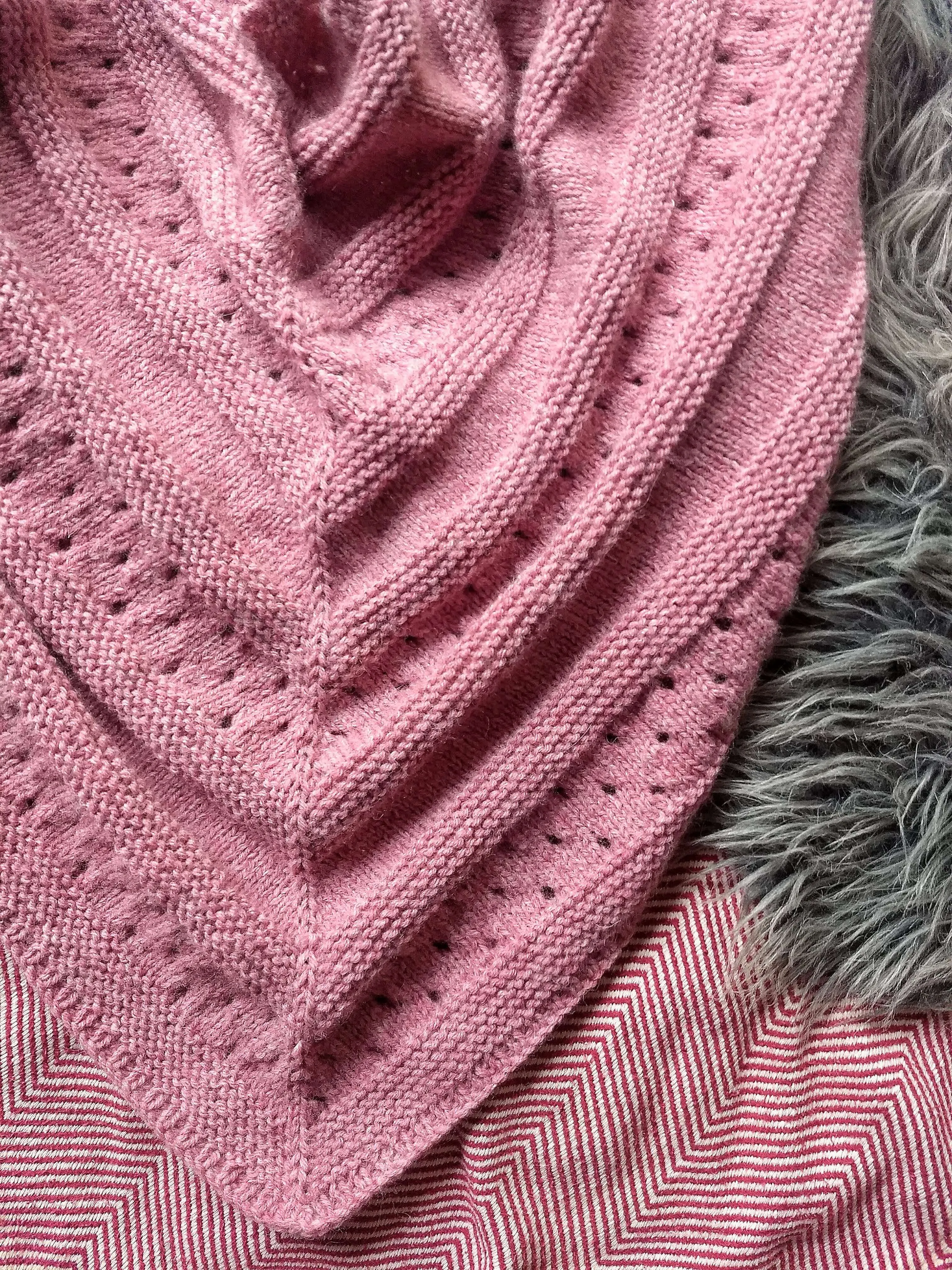 Costa Eyelet Shawl (Knit)