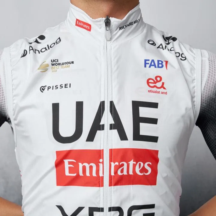 Gilet Pissei UAE Team Emirates 2025