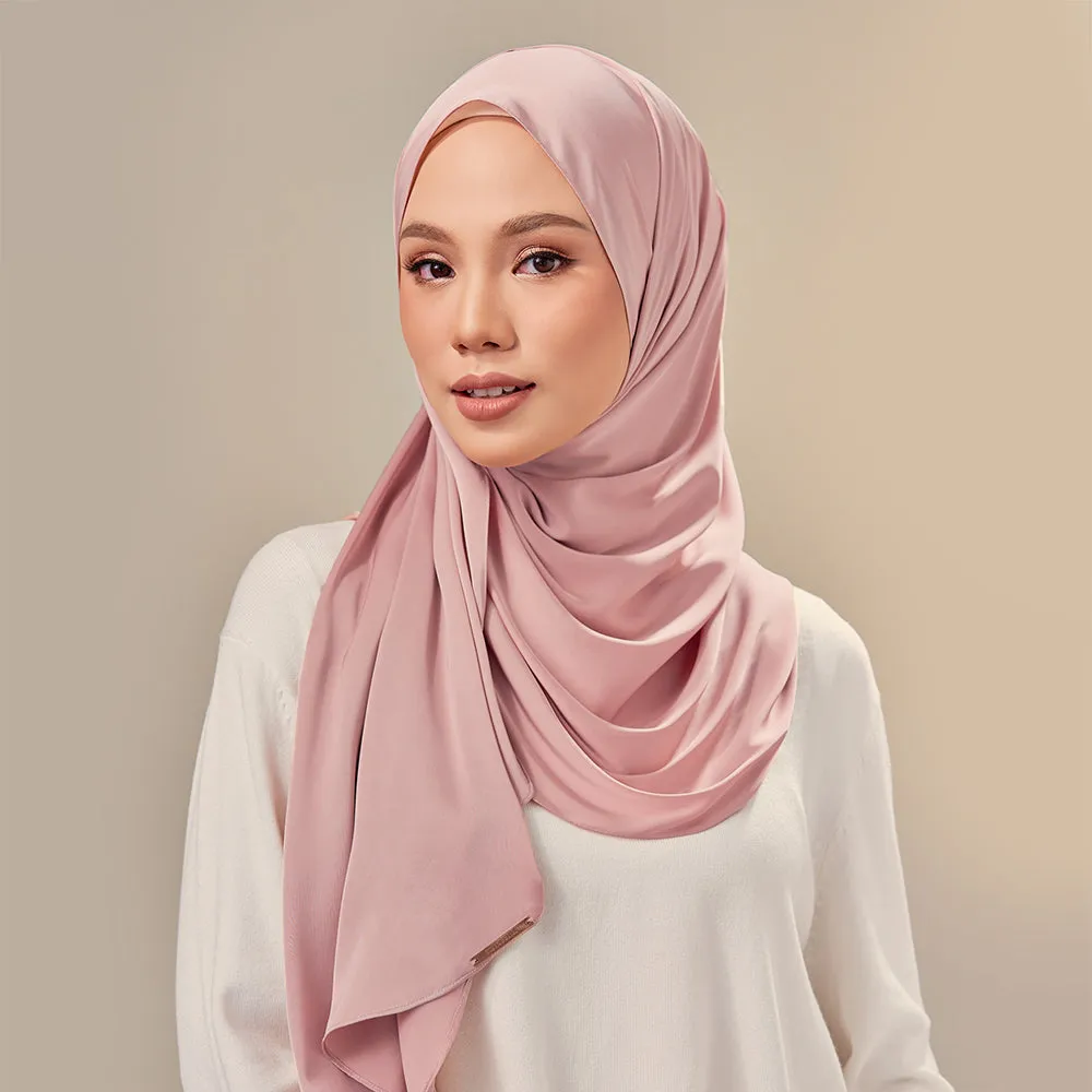 Inaya in Rose Cloud