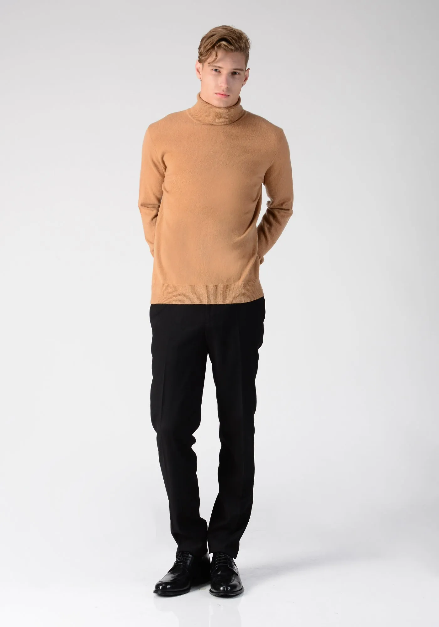 Men Turtleneck Sweater_Camel