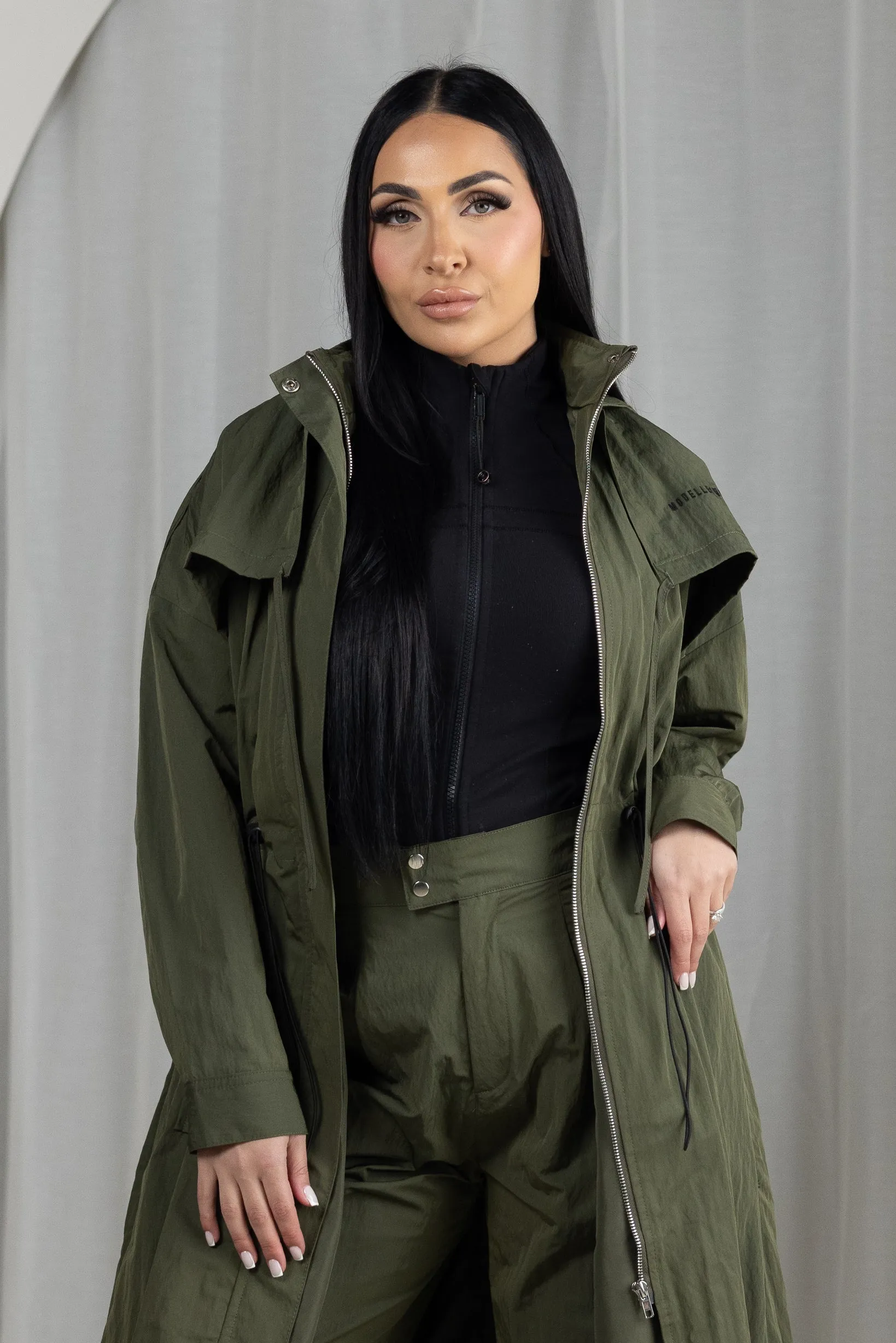 Modelle/Move Archi Parachute Jacket