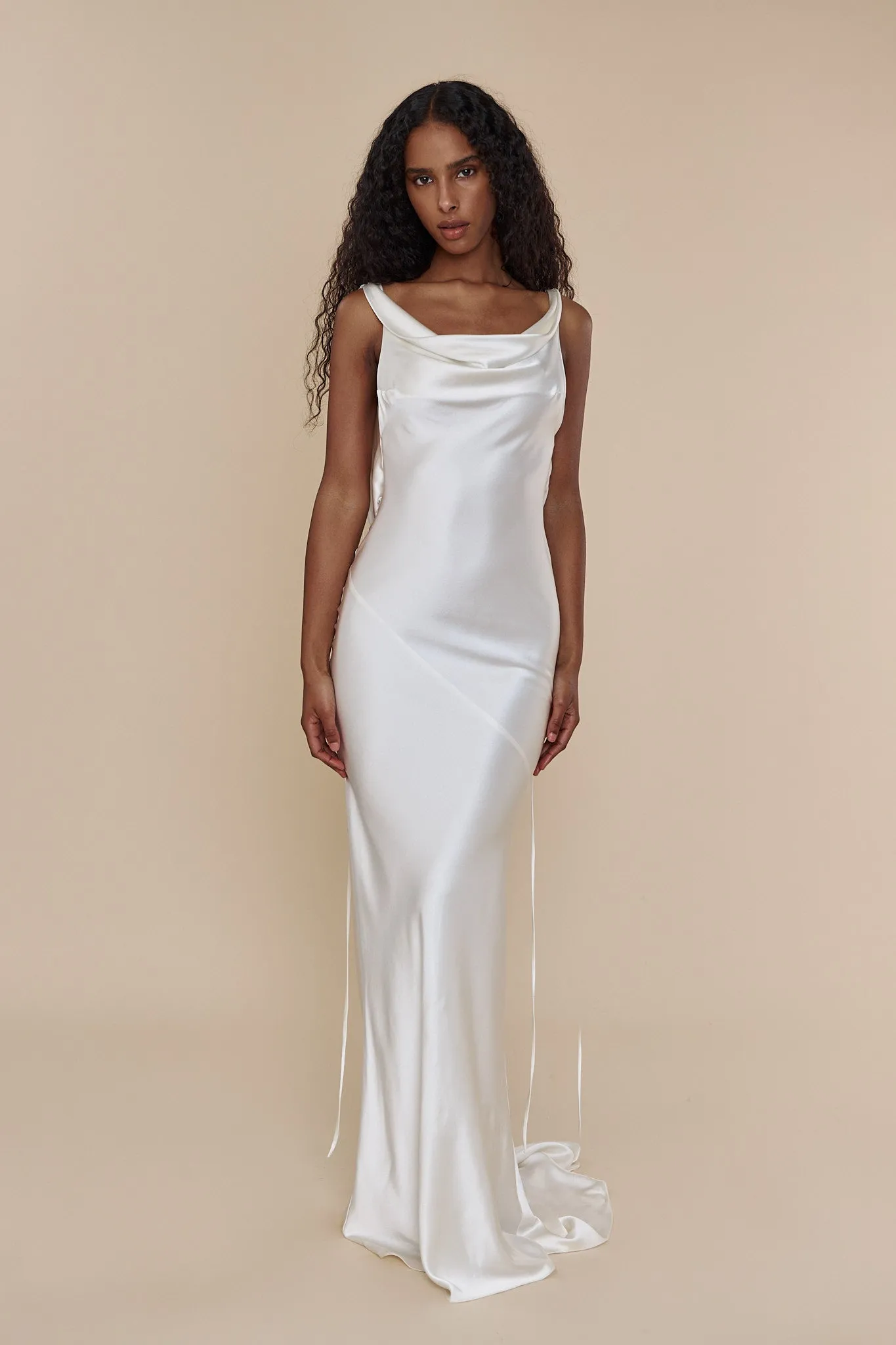 Moonlight Gown in Pearl (Pre Order)