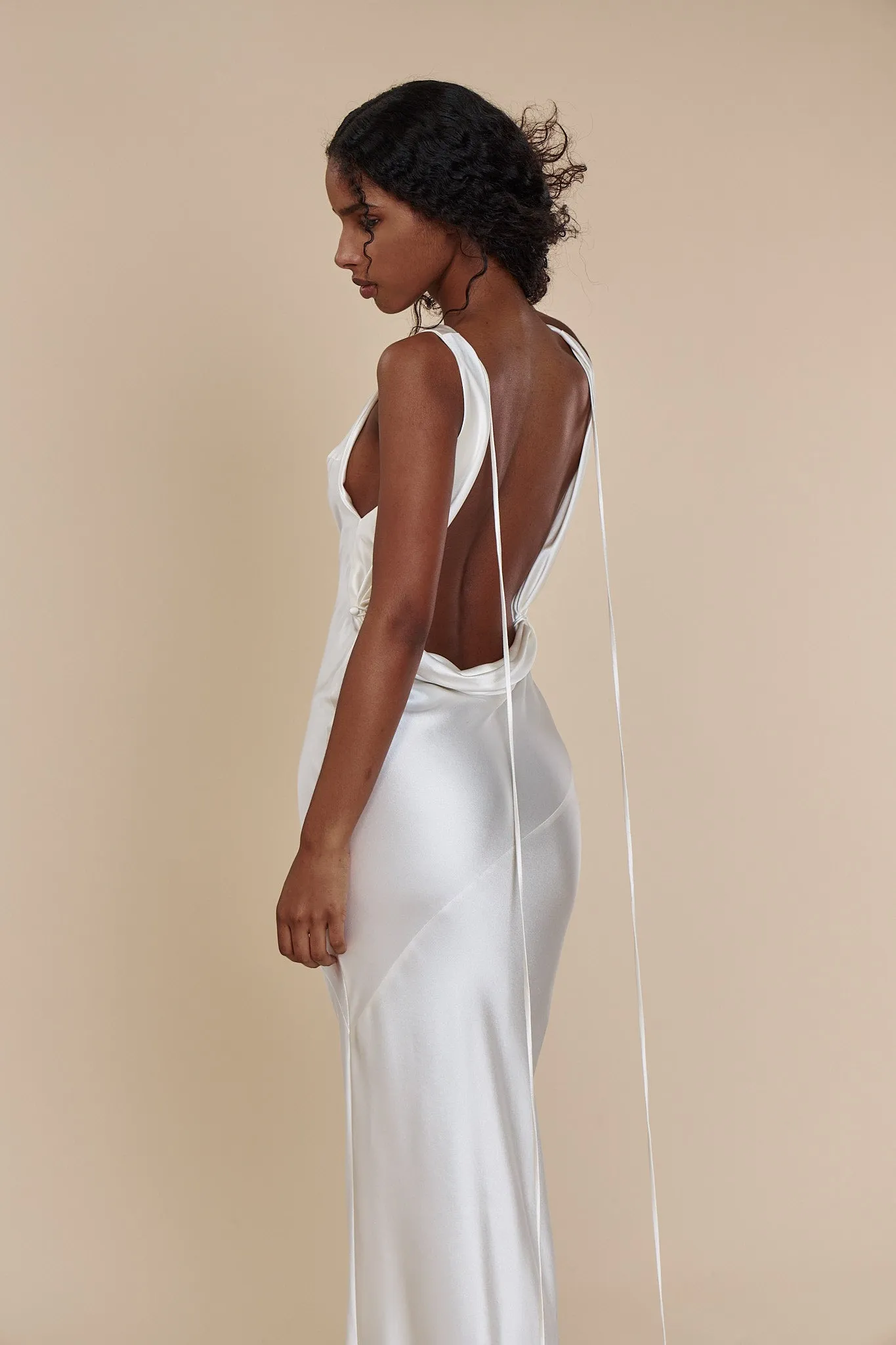 Moonlight Gown in Pearl (Pre Order)