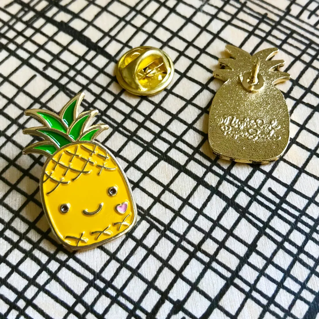 Pineapple enamel Pin