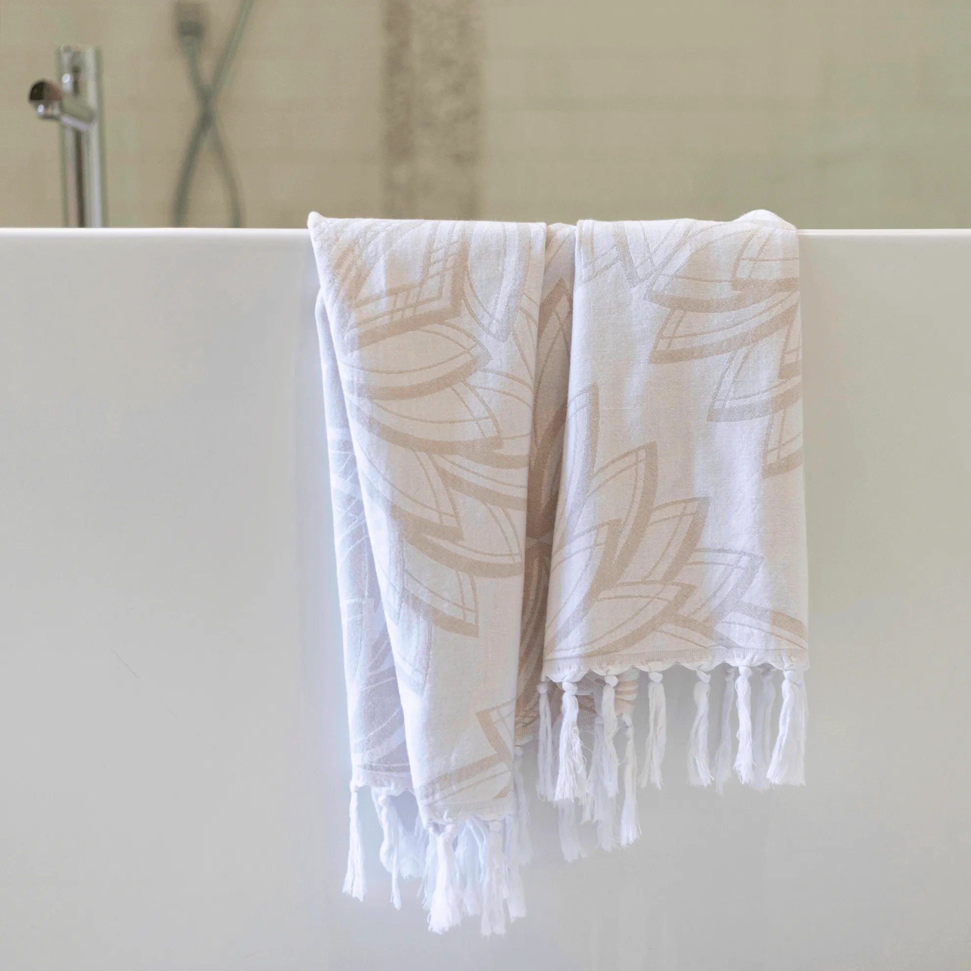 Turkish Cotton Body Towel | Horona in Oat   White